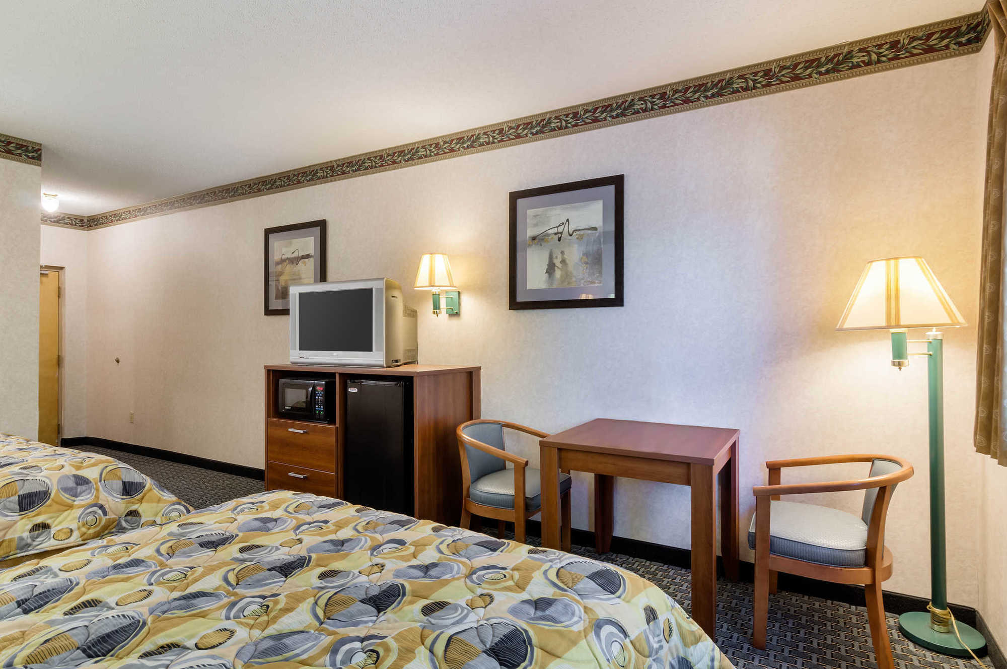 Econo Lodge West Springfield Kamer foto
